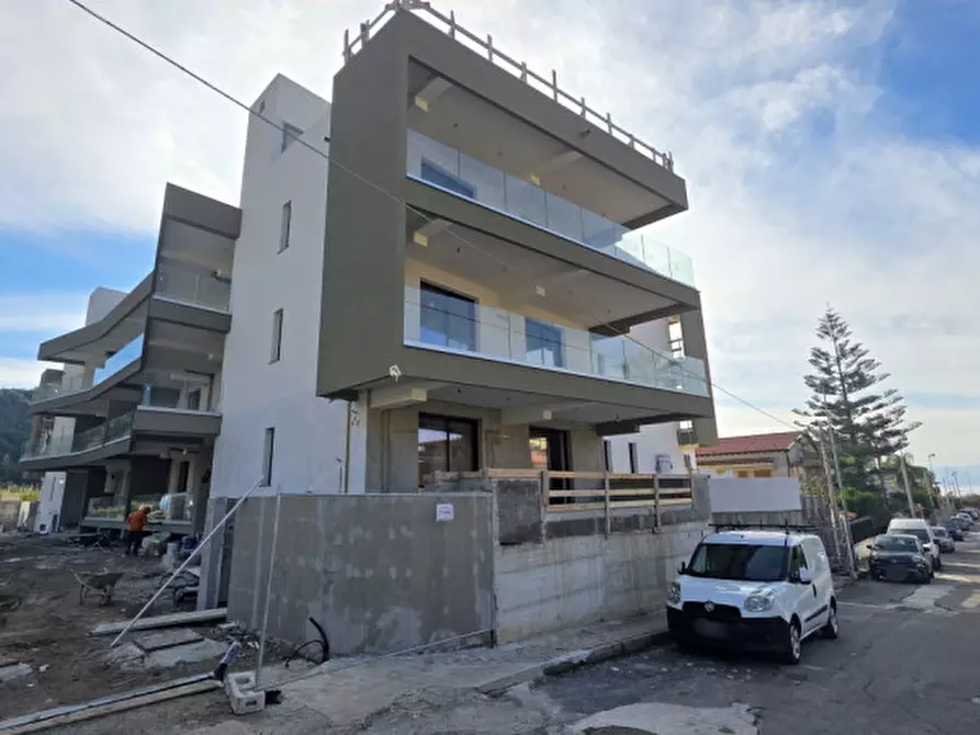 Immagine 3 di Appartamento in vendita  in Via delle Magnolie a Milazzo