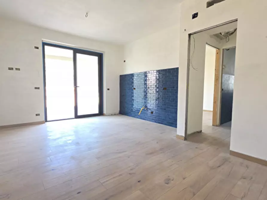 Immagine 3 di Appartamento in vendita  in Via delle Magnolie a Milazzo