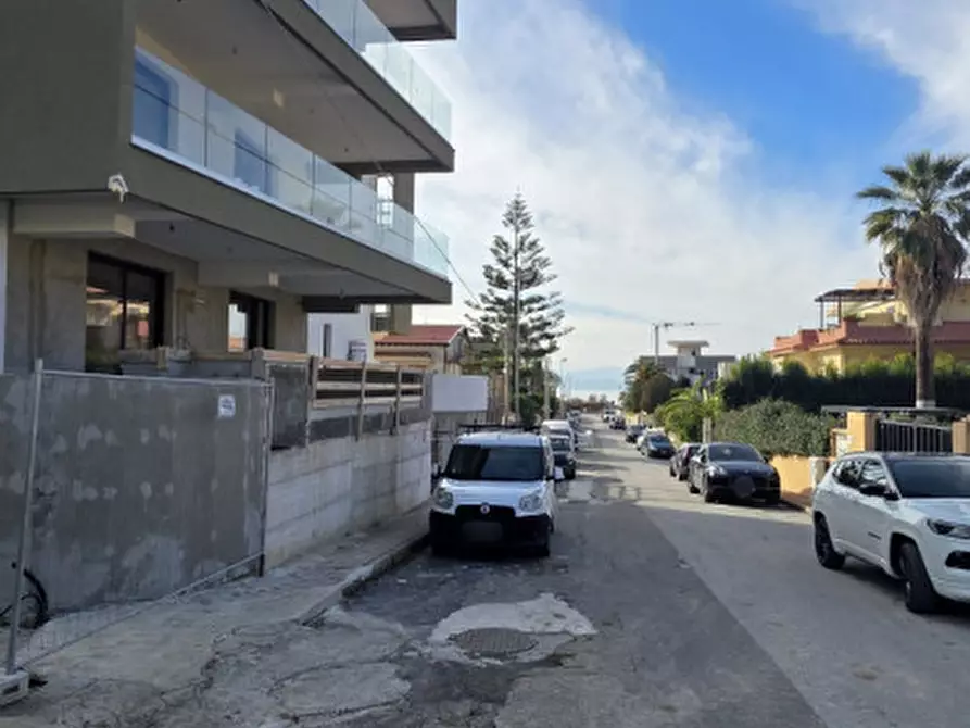Immagine 5 di Appartamento in vendita  in Via delle Magnolie a Milazzo
