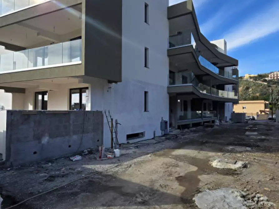 Immagine 27 di Appartamento in vendita  in Via delle Magnolie a Milazzo