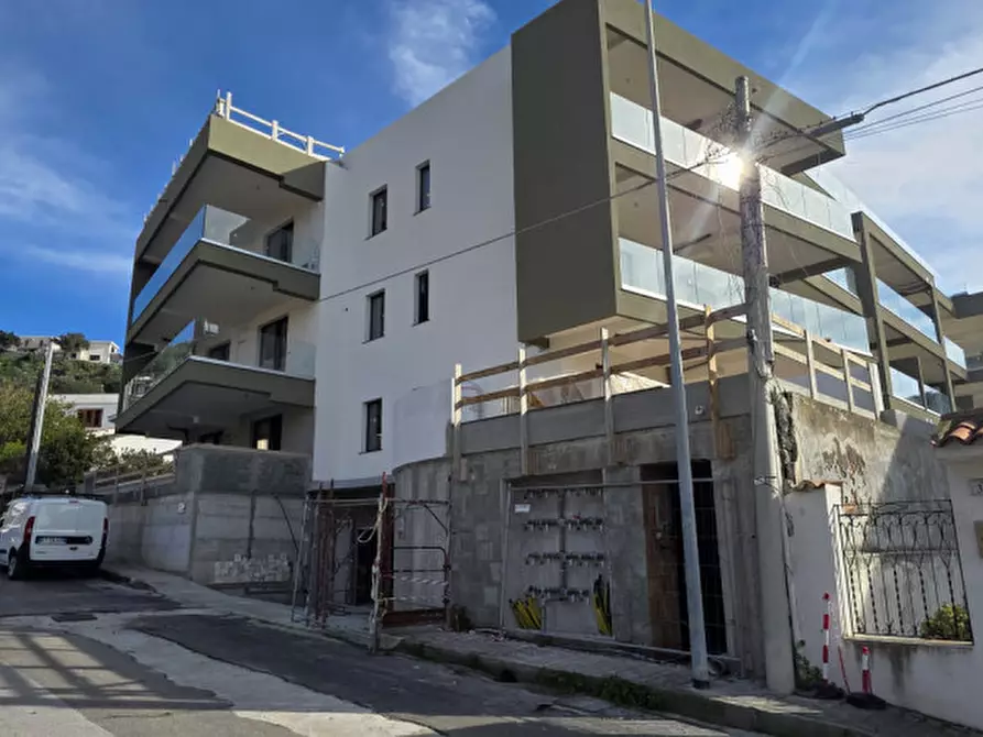 Immagine 29 di Appartamento in vendita  in Via delle Magnolie a Milazzo