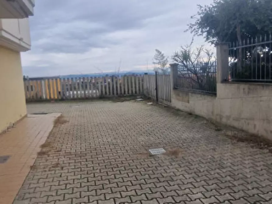Immagine 14 di Casa quadrifamiliare in vendita  in Via Torrette a Città Sant'angelo