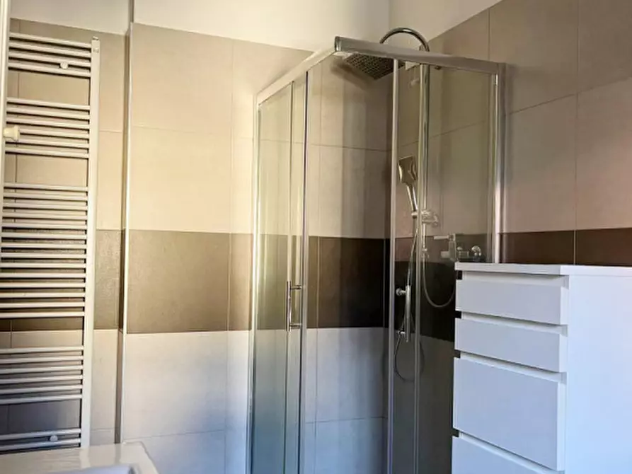 Immagine 11 di Appartamento in vendita  a Rovigo