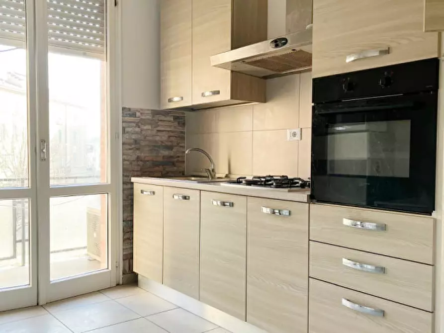 Immagine 18 di Appartamento in vendita  a Rovigo