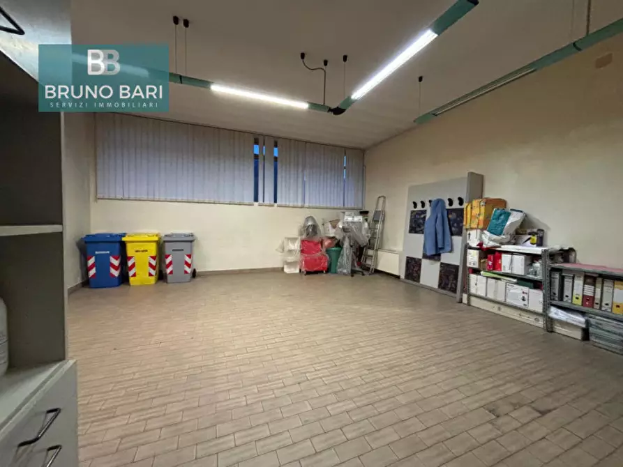 Immagine 6 di Negozio in vendita  in Via Guglielmo Oberdan, 8 a Maniago