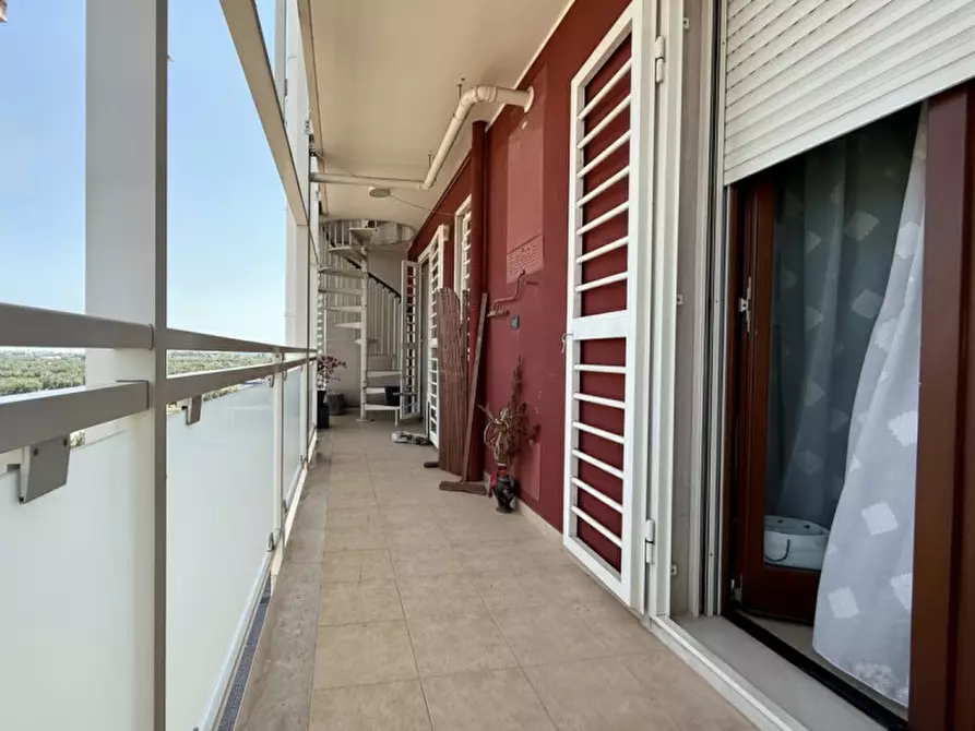 Immagine 13 di Appartamento in vendita  in via ignazio silone a Bitritto