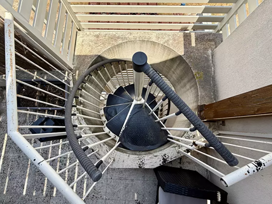 Immagine 19 di Appartamento in vendita  in via ignazio silone a Bitritto