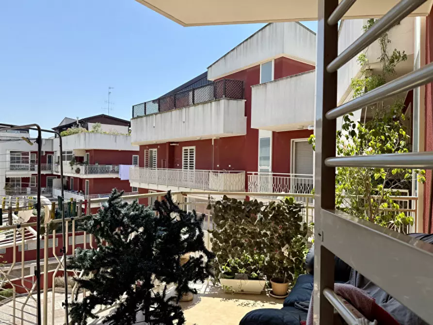 Immagine 25 di Appartamento in vendita  in via ignazio silone a Bitritto