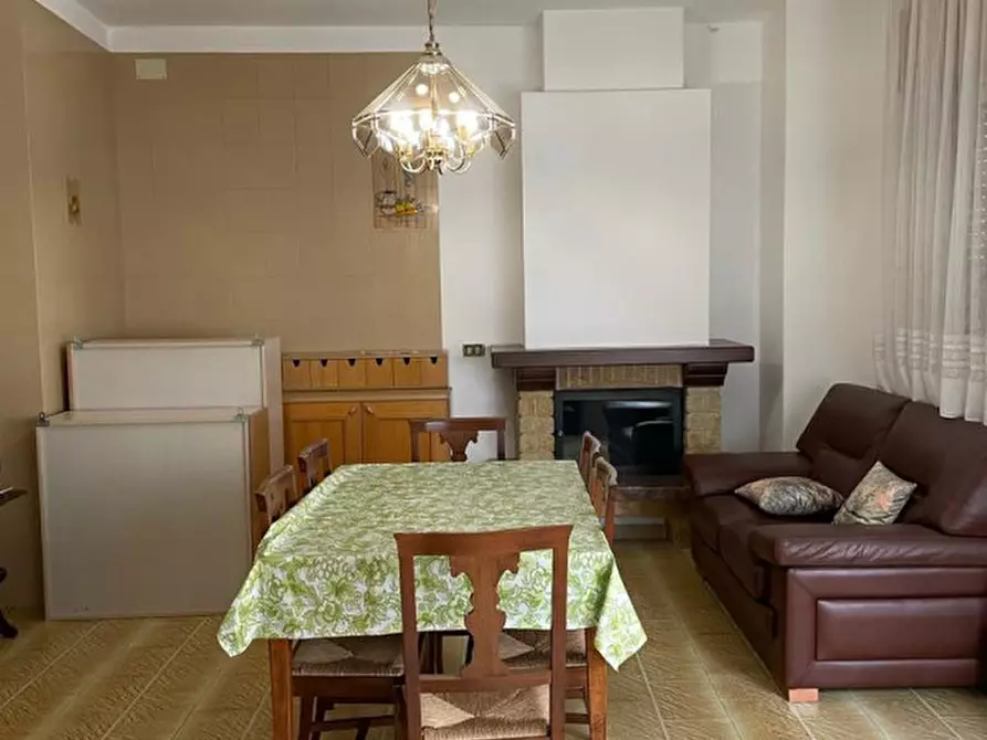 Immagine 12 di Appartamento in affitto  a Moliterno