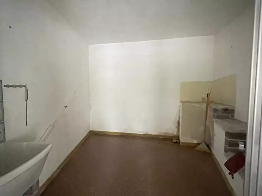 Immagine 23 di Appartamento in affitto  a Moliterno