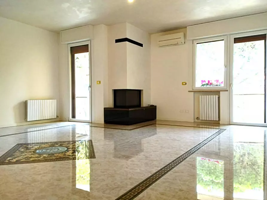 Immagine 1 di Attico in vendita  in Via Andrea Previtali a Abano Terme