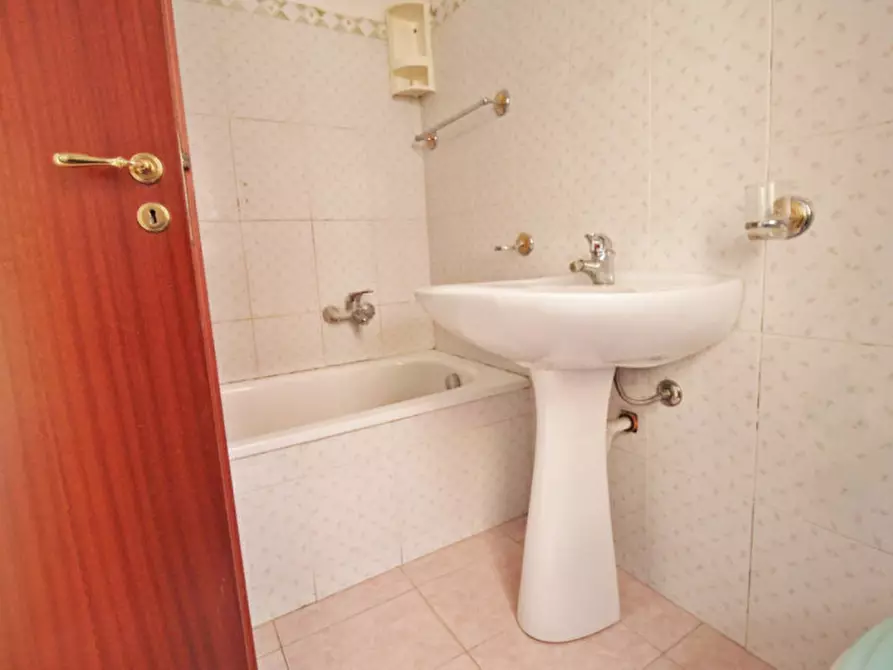 Immagine 9 di Appartamento in vendita  in Via Traversa Delle Scuole a Altofonte