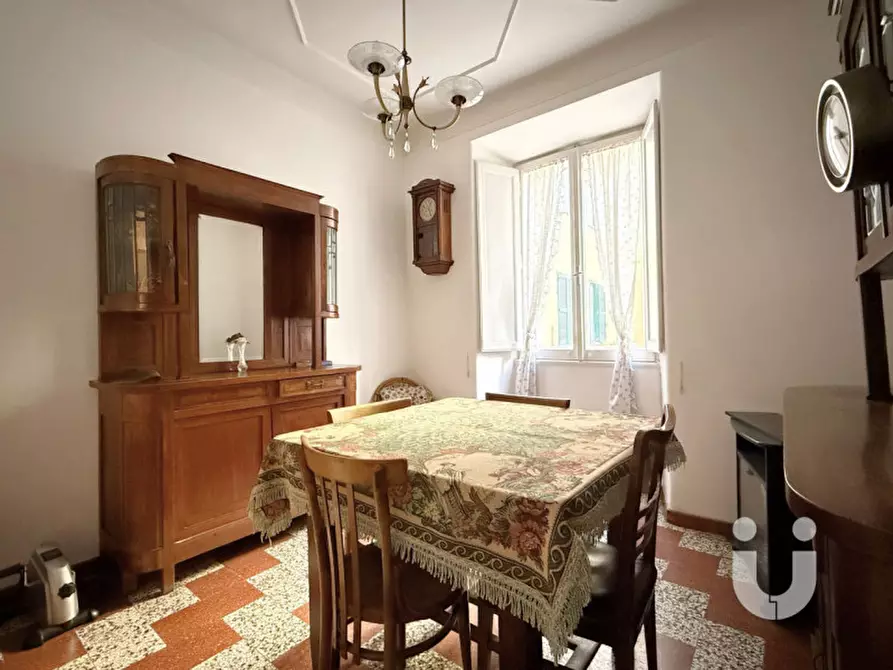 Immagine 4 di Appartamento in vendita  in Via Alessandro Volta a Roma