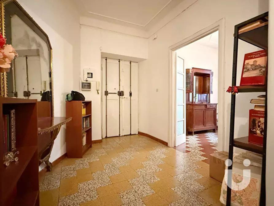Immagine 6 di Appartamento in vendita  in Via Alessandro Volta a Roma
