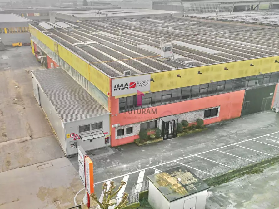 Immagine 3 di Capannone industriale in vendita  in Via Ferruccio Chemello a Montecchio Maggiore