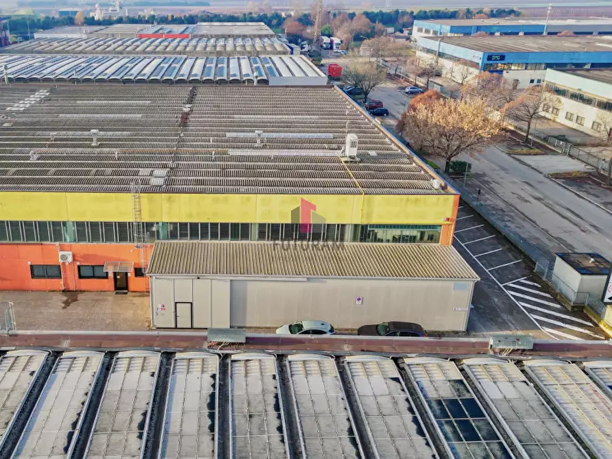 Immagine 5 di Capannone industriale in vendita  in Via Ferruccio Chemello a Montecchio Maggiore