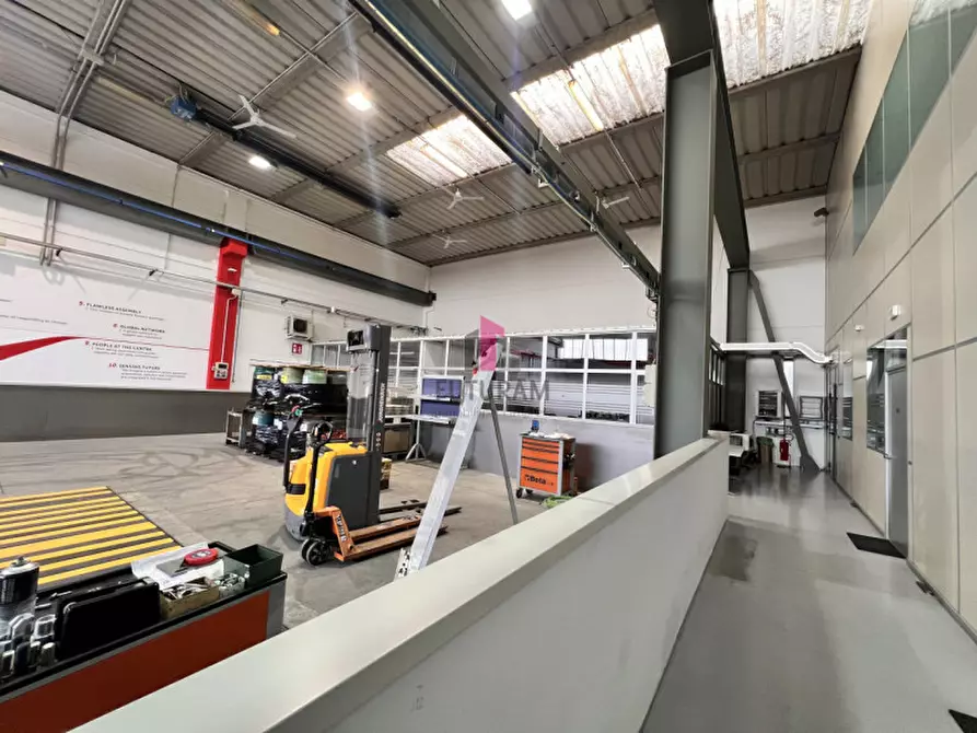 Immagine 12 di Capannone industriale in vendita  in Via Ferruccio Chemello a Montecchio Maggiore