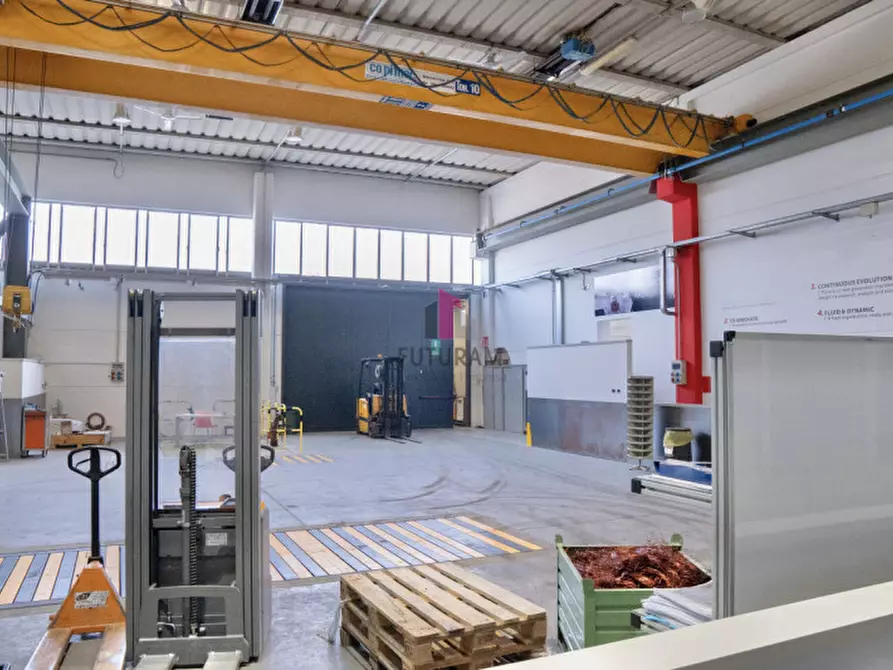 Immagine 32 di Capannone industriale in vendita  in Via Ferruccio Chemello a Montecchio Maggiore