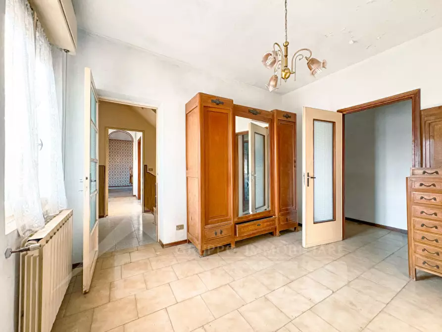 Immagine 5 di Casa indipendente in vendita  in Via Madonna 27 a Cameri