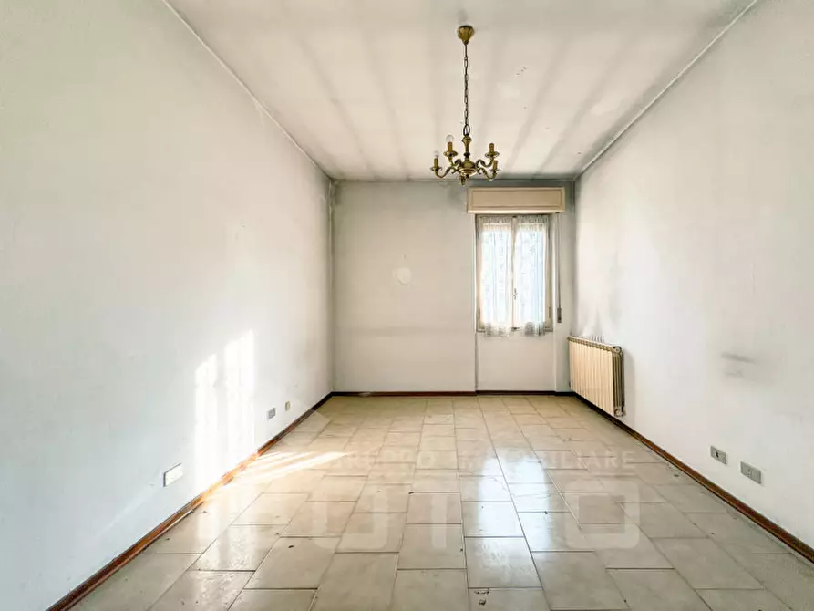 Immagine 9 di Casa indipendente in vendita  in Via Madonna 27 a Cameri