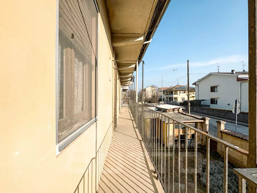 Immagine 21 di Casa indipendente in vendita  in Via Madonna 27 a Cameri