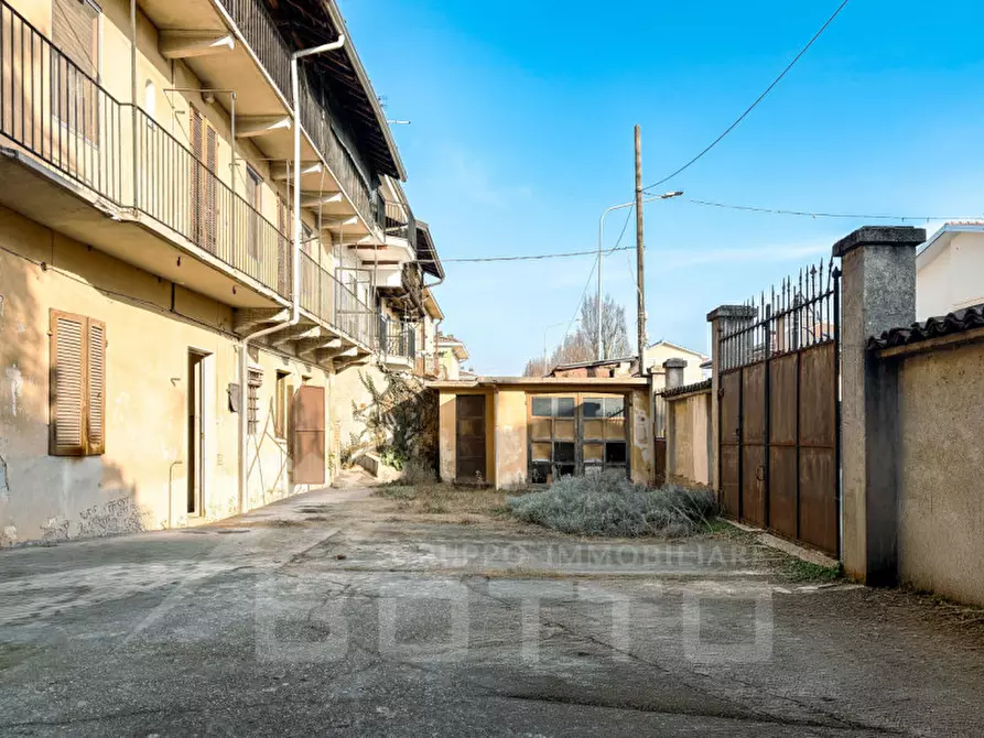 Immagine 26 di Casa indipendente in vendita  in Via Madonna 27 a Cameri