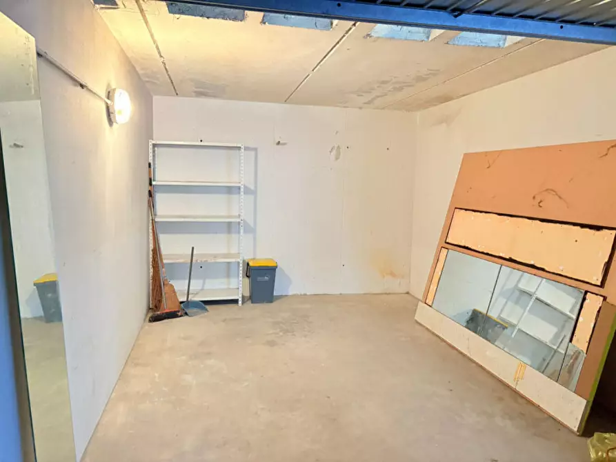 Immagine 16 di Appartamento in affitto  in Via Mohringer a Battaglia Terme