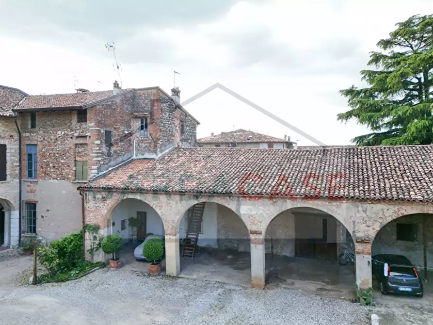 Immagine 2 di Appartamento in vendita  in Via Dante Alighieri a Castenedolo