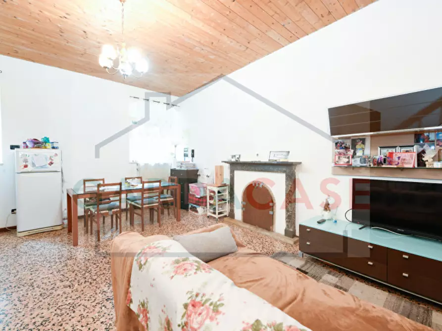 Immagine 8 di Appartamento in vendita  in Via Dante Alighieri a Castenedolo