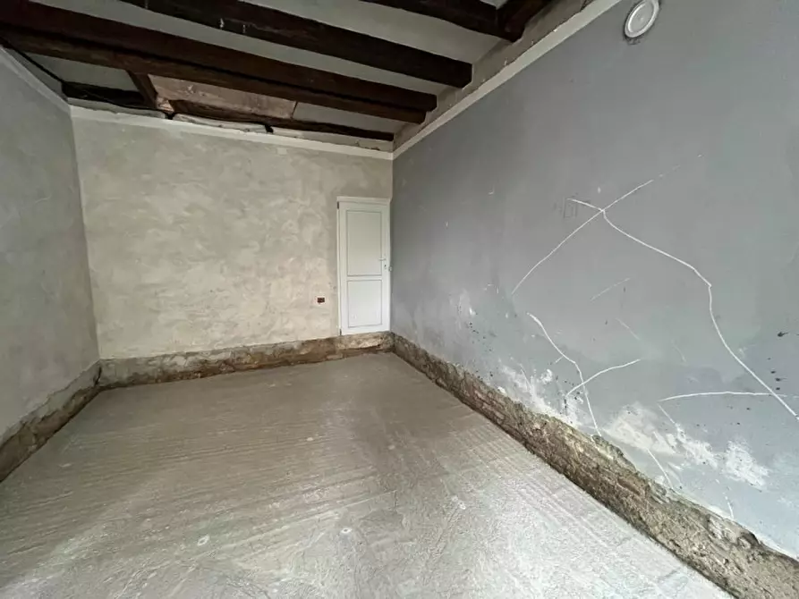 Immagine 14 di Rustico / casale in vendita  in Via Ponte, 80 a Castegnero