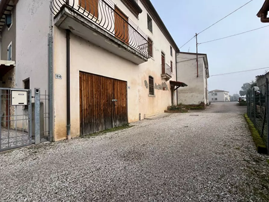 Immagine 59 di Rustico / casale in vendita  in Via Ponte, 80 a Castegnero