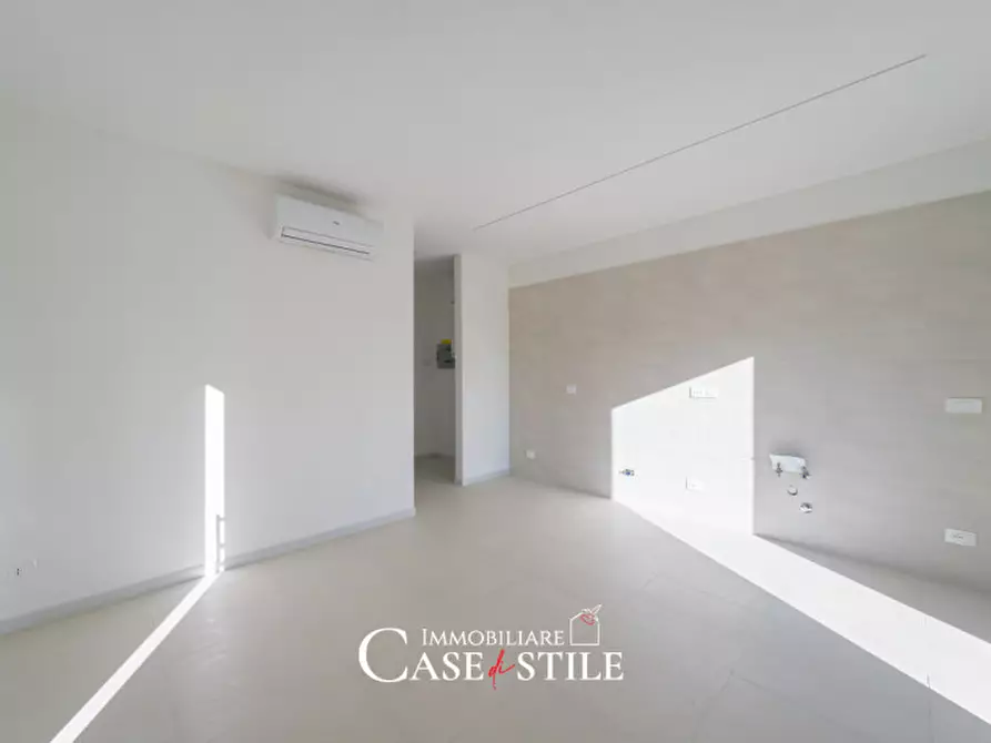 Immagine 10 di Appartamento in vendita  a Sarzana