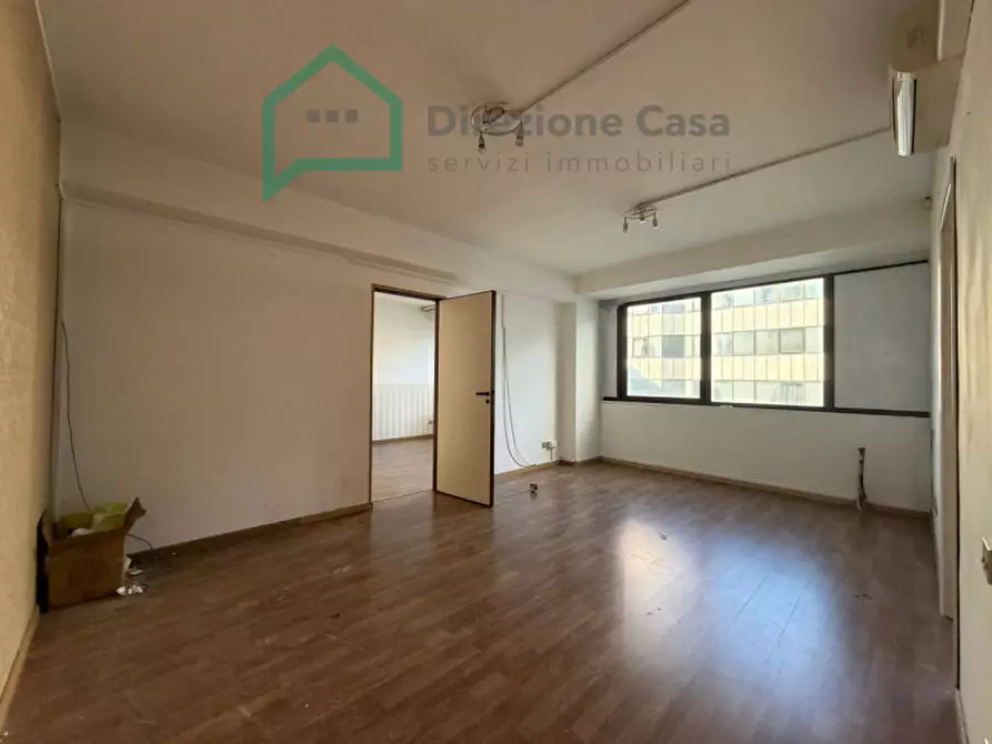 Immagine 7 di Ufficio in affitto  in CENTRO DIREZIONALE a Napoli