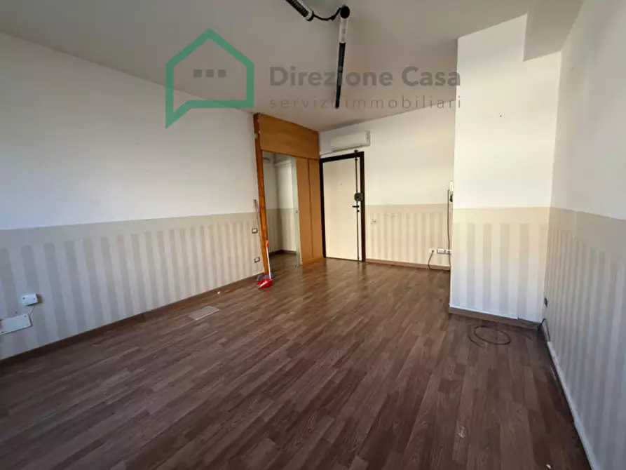 Immagine 8 di Ufficio in affitto  in CENTRO DIREZIONALE a Napoli