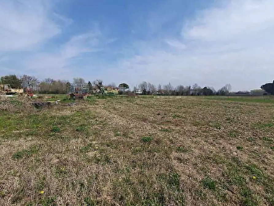 Immagine 1 di Terreno in vendita  in Via Cornizzai a Pasiano Di Pordenone