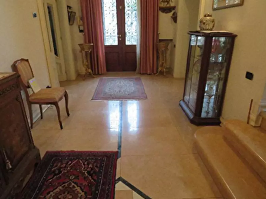 Immagine 4 di Villa in vendita  in Via Pozzo dell'amore 41 a Affi