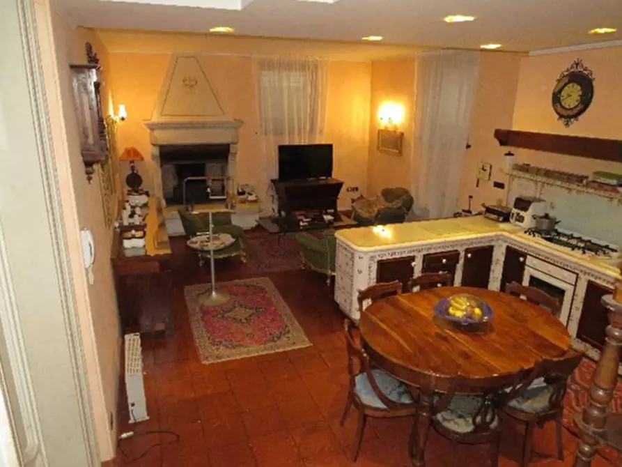 Immagine 17 di Villa in vendita  in Via Pozzo dell'amore 41 a Affi