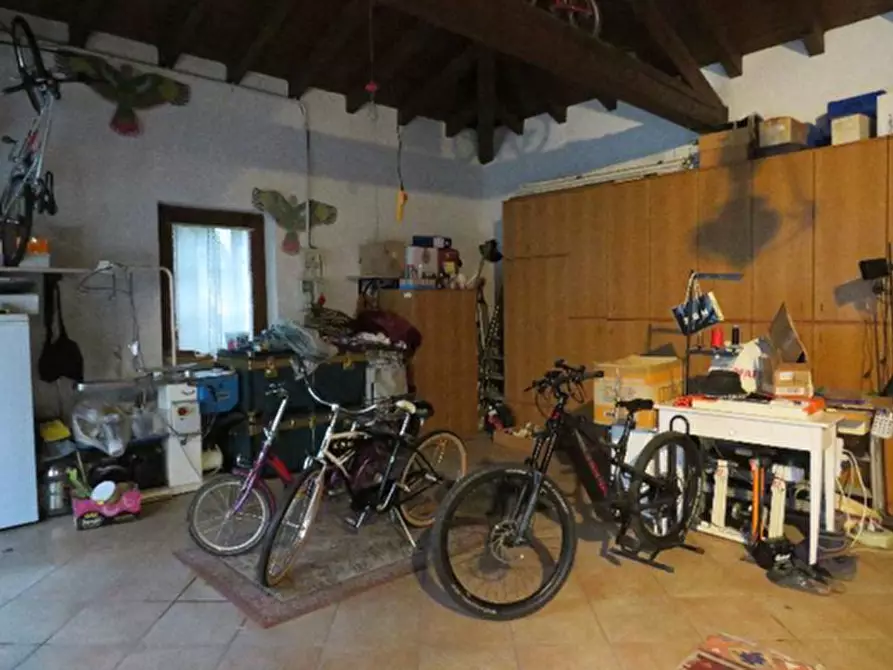 Immagine 21 di Villa in vendita  in Via Pozzo dell'amore 41 a Affi