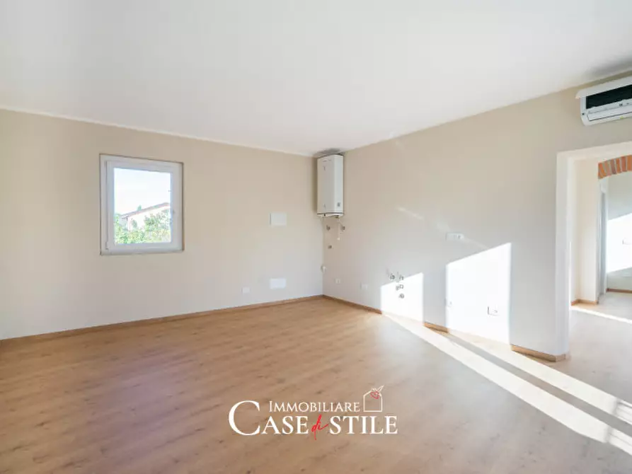 Immagine 3 di Appartamento in vendita  a Sarzana