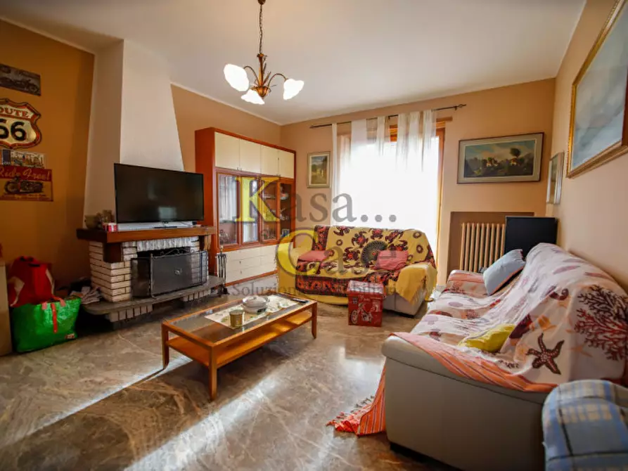 Immagine 10 di Appartamento in vendita  in Via Leinì 330 a Volpiano