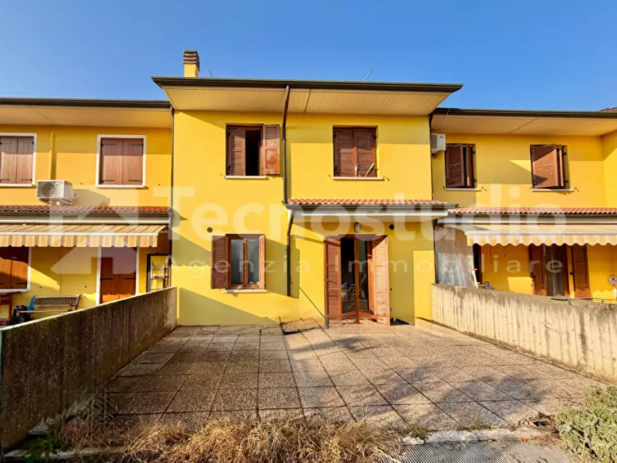 Immagine 1 di Villetta a schiera in vendita  in Via Primavera a Veronella