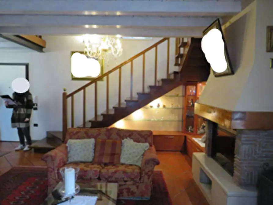 Immagine 8 di Appartamento in vendita  in Via Paiari 7/9 a Lazise