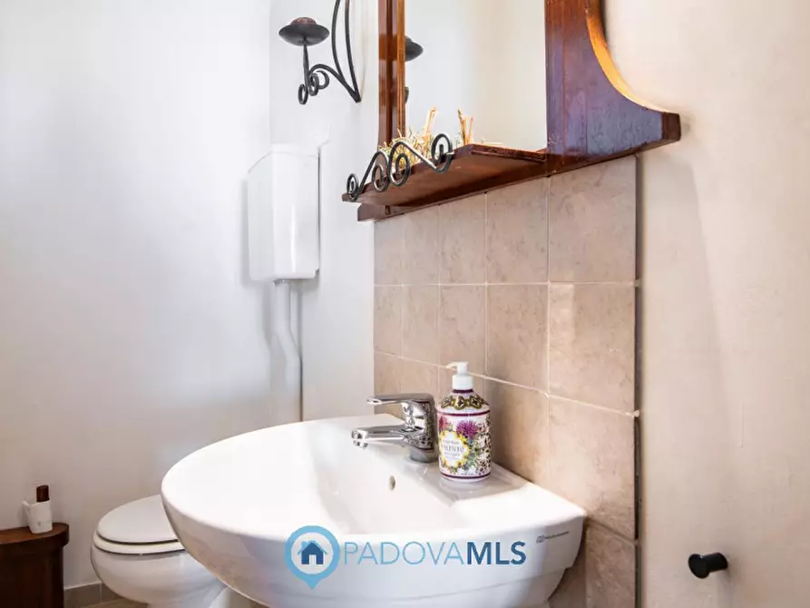 Immagine 4 di Casa bifamiliare in vendita  in Via Bari, 5 a Padova