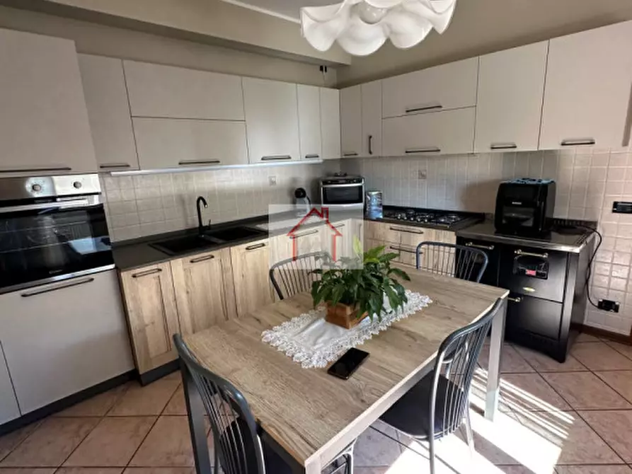 Immagine 4 di Casa indipendente in vendita  a Volpago Del Montello