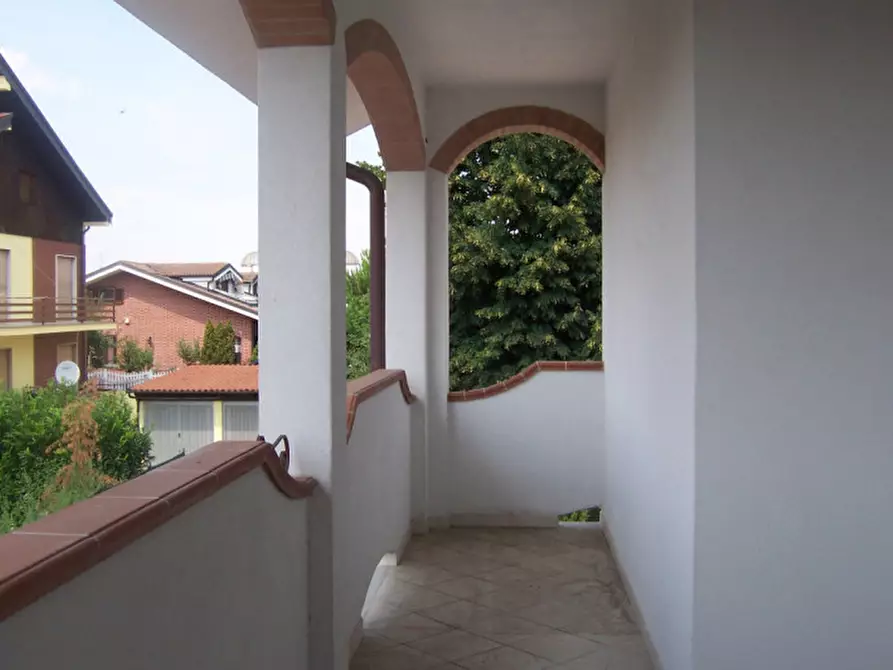 Immagine 15 di Casa bifamiliare in vendita  in Strada Stupinigi n.79 a Orbassano