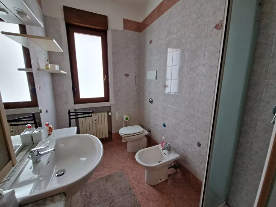 Immagine 24 di Camera in affitto  a Padova