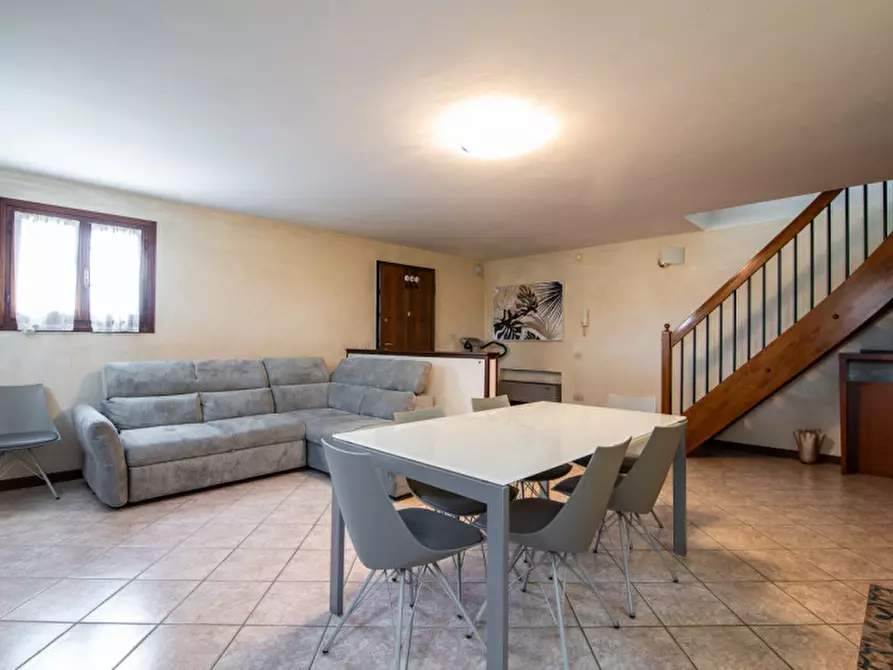 Immagine 7 di Casa bifamiliare in vendita  in Via Argine Destro del Piovego n 44 a Noventa Padovana