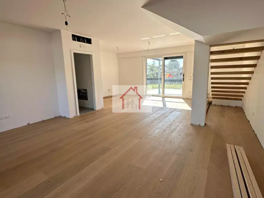 Immagine 2 di Casa bifamiliare in vendita  in Via Roma a Arcade