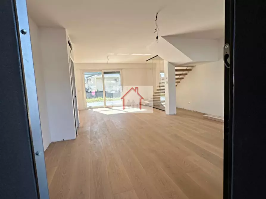 Immagine 5 di Casa bifamiliare in vendita  in Via Roma a Arcade