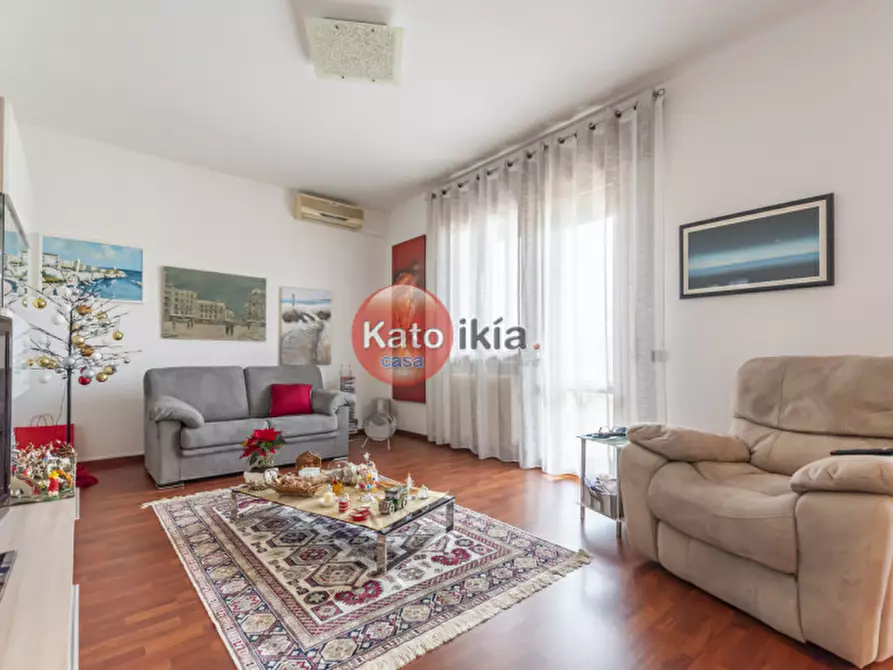 Immagine 1 di Appartamento in vendita  in Via Don Luigi Sturzo a Creazzo